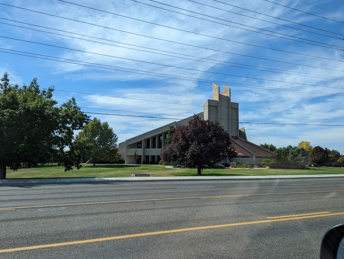 Cloverdale Seventh Day Adventist Church Food Pantry, photo 2