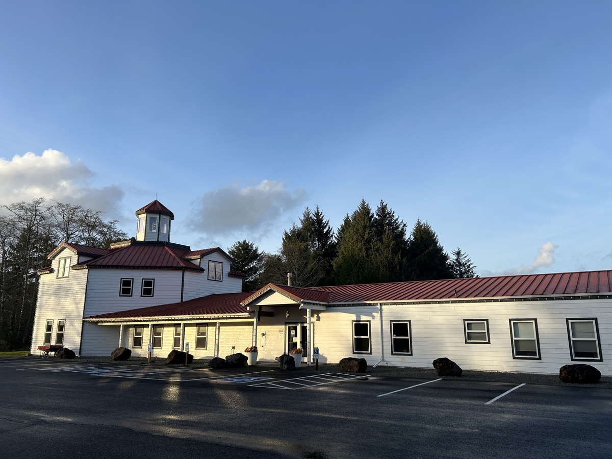 MannaHouse Food Pantry at Lighthouse Christian Church