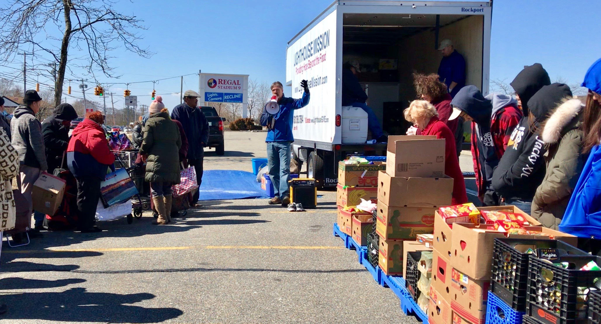 Lighthouse Mission, Mobile Food Pantry