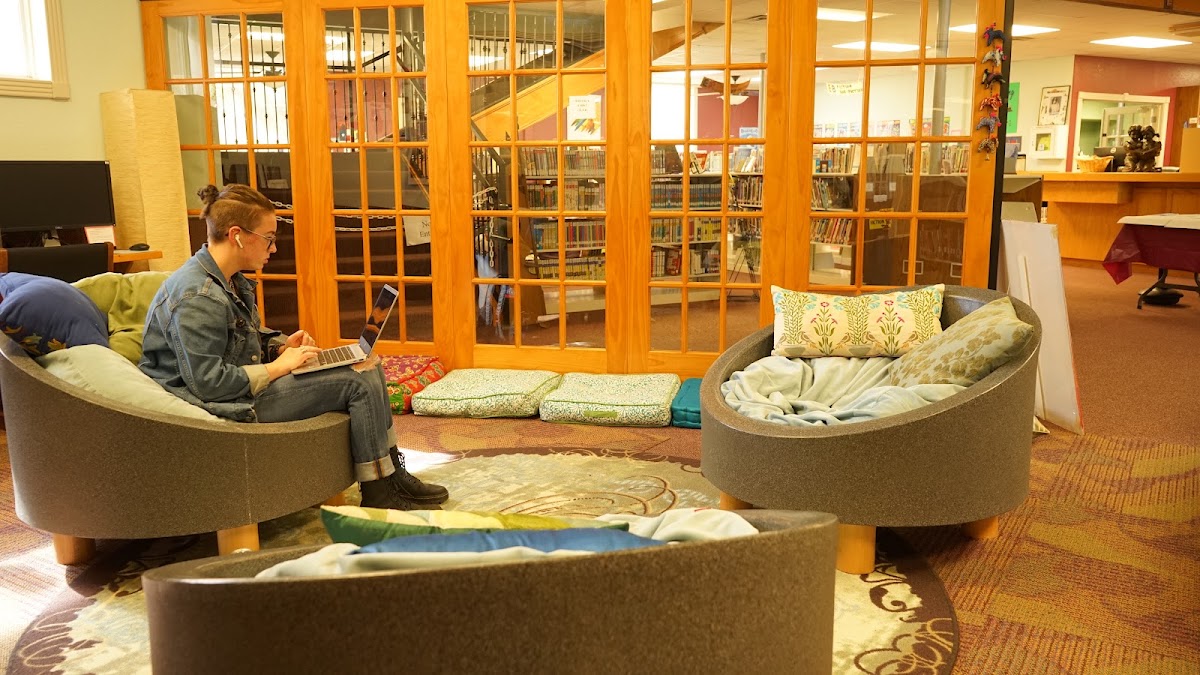 New Waverly Library