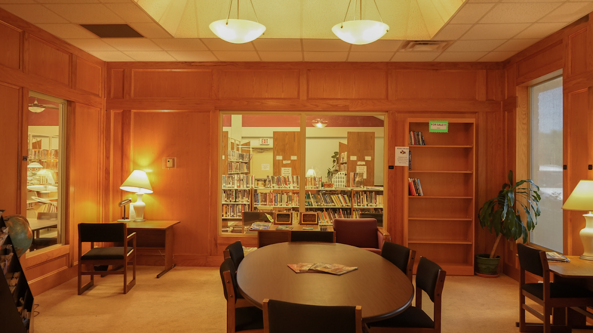 New Waverly Library, photo 3